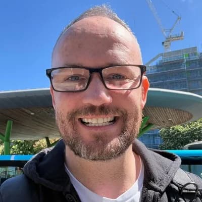 Photo of Andrew Knowles